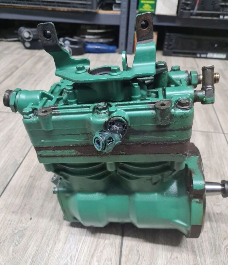 Klima kompresörü - Kamyon Volvo SPRĘŻARKA KOMPRESOR POWIETRZA FH 4 FH 16 EURO 6 22083113   Volvo VOLVO FH 4 FH 16 EURO 6 22083113: fotoğraf 6