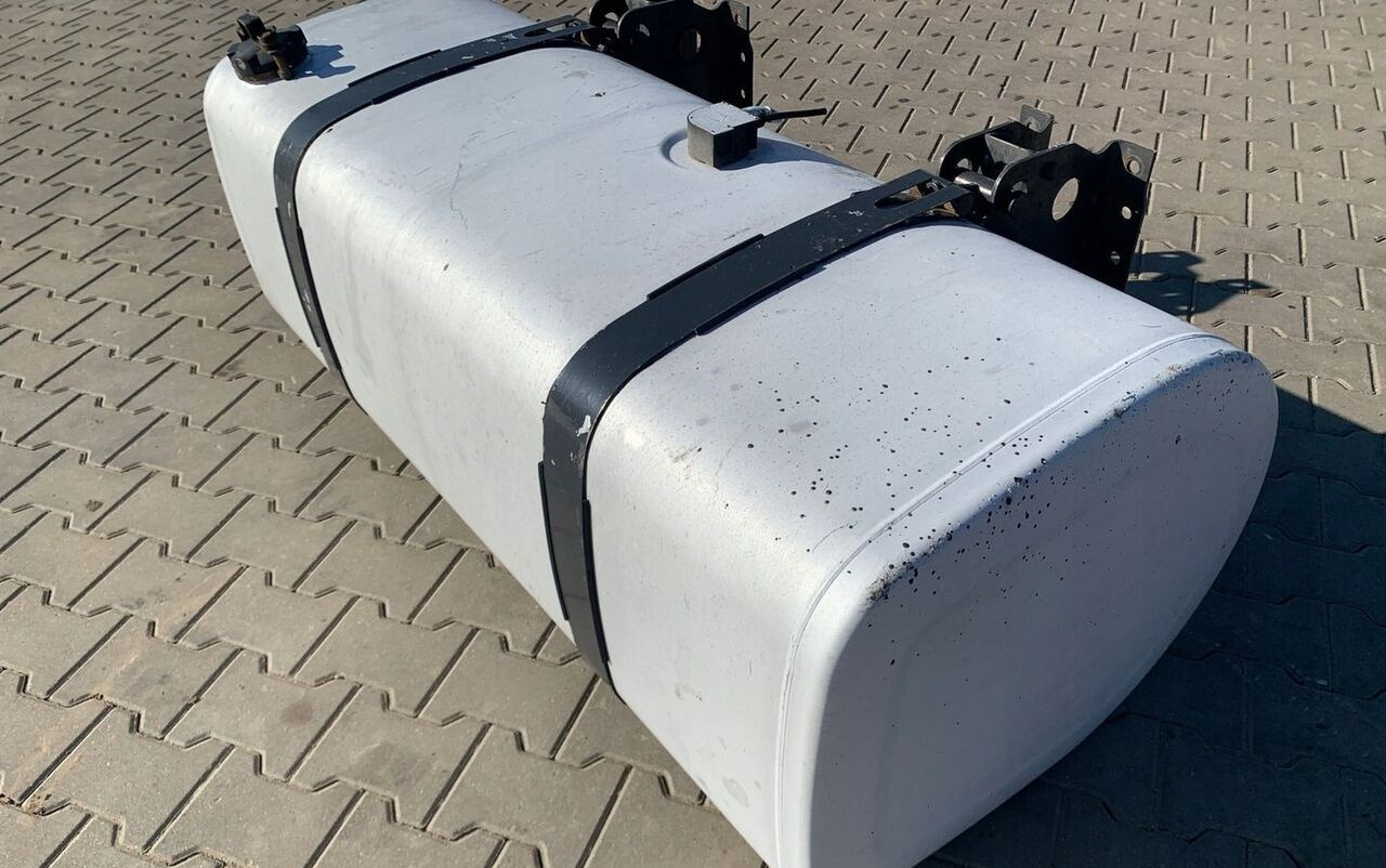 Volvo ZBIORNIK PALIWA RENAULT GAMA T LOW DECK 150x69x56 22038784 - Yakıt tankı - Kamyon: fotoğraf 1 Volvo ZBIORNIK PALIWA RENAULT GAMA T LOW DECK 150x69x56 22038784 - Yakıt tankı - Kamyon: fotoğraf 1