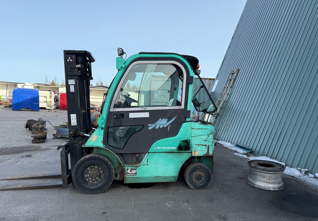 Mitsubishi FD20N - Dizel forklift: fotoğraf 1 Mitsubishi FD20N - Dizel forklift: fotoğraf 1