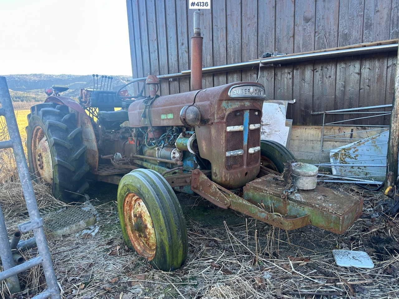 1971 FORD SUPER-DEXTA w/ Hymas 21 excavator and 2 buckets. - Traktör: fotoğraf 2 1971 FORD SUPER-DEXTA w/ Hymas 21 excavator and 2 buckets. - Traktör: fotoğraf 2