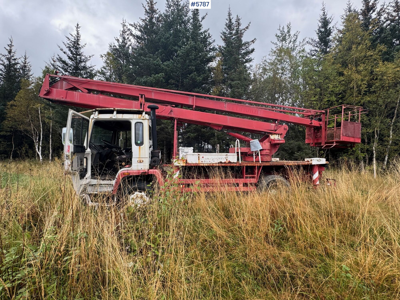 1986 Volvo FL614 with Lift. SEE VIDEO! - Araç üzerine platform: fotoğraf 3 1986 Volvo FL614 with Lift. SEE VIDEO! - Araç üzerine platform: fotoğraf 3