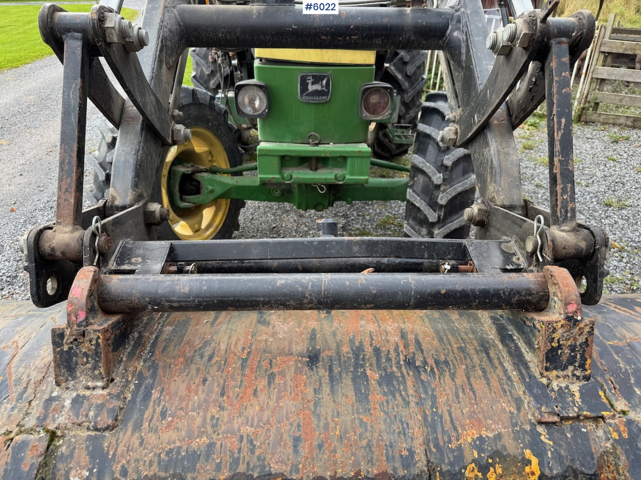 1990 John Deere 1950 Power Synchron w/ front loader. - Traktör: fotoğraf 4 1990 John Deere 1950 Power Synchron w/ front loader. - Traktör: fotoğraf 4