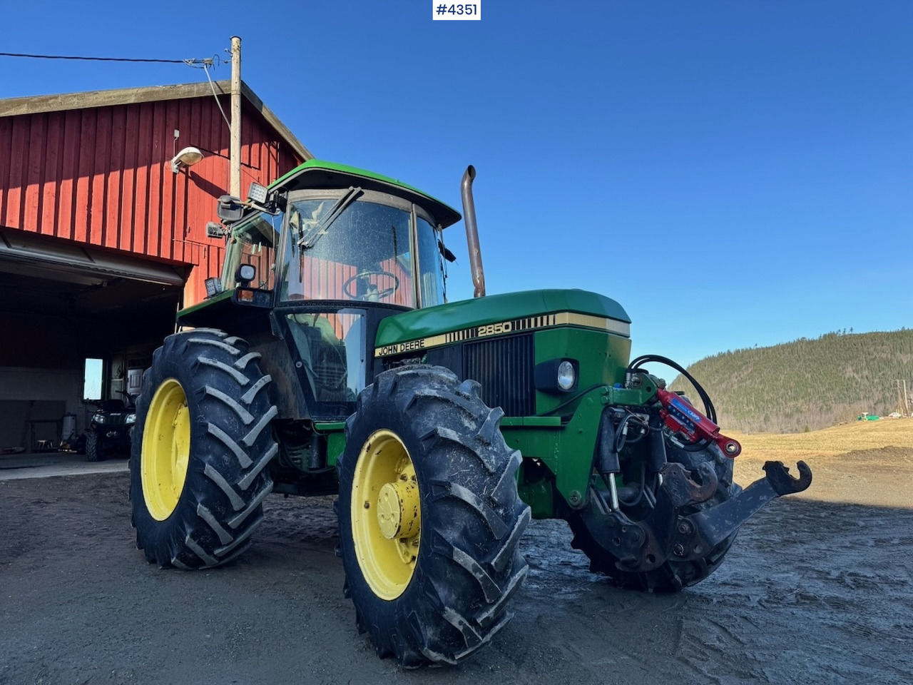 1991 John Deere 2850 4x4 Synchron w/ front hydraulics. - Traktör: fotoğraf 2 1991 John Deere 2850 4x4 Synchron w/ front hydraulics. - Traktör: fotoğraf 2