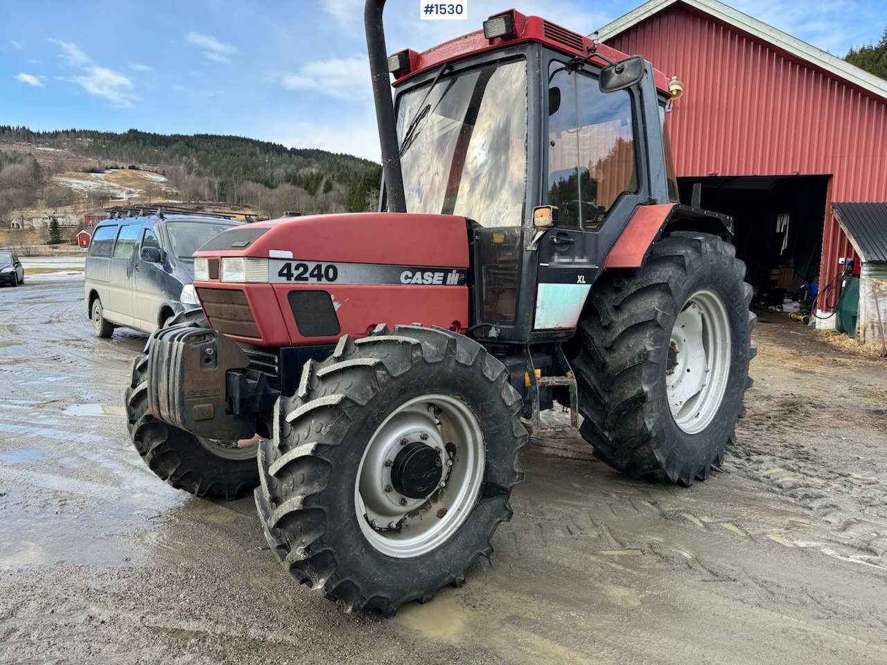 1996 Case CASE IH 4240 XL - Traktör: fotoğraf 3 1996 Case CASE IH 4240 XL - Traktör: fotoğraf 3