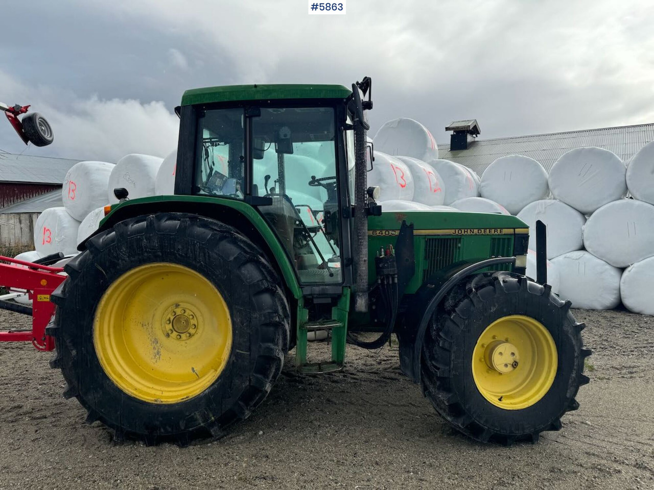 1996 John Deere 6400 4x4 w/ front loader. - Traktör: fotoğraf 4 1996 John Deere 6400 4x4 w/ front loader. - Traktör: fotoğraf 4