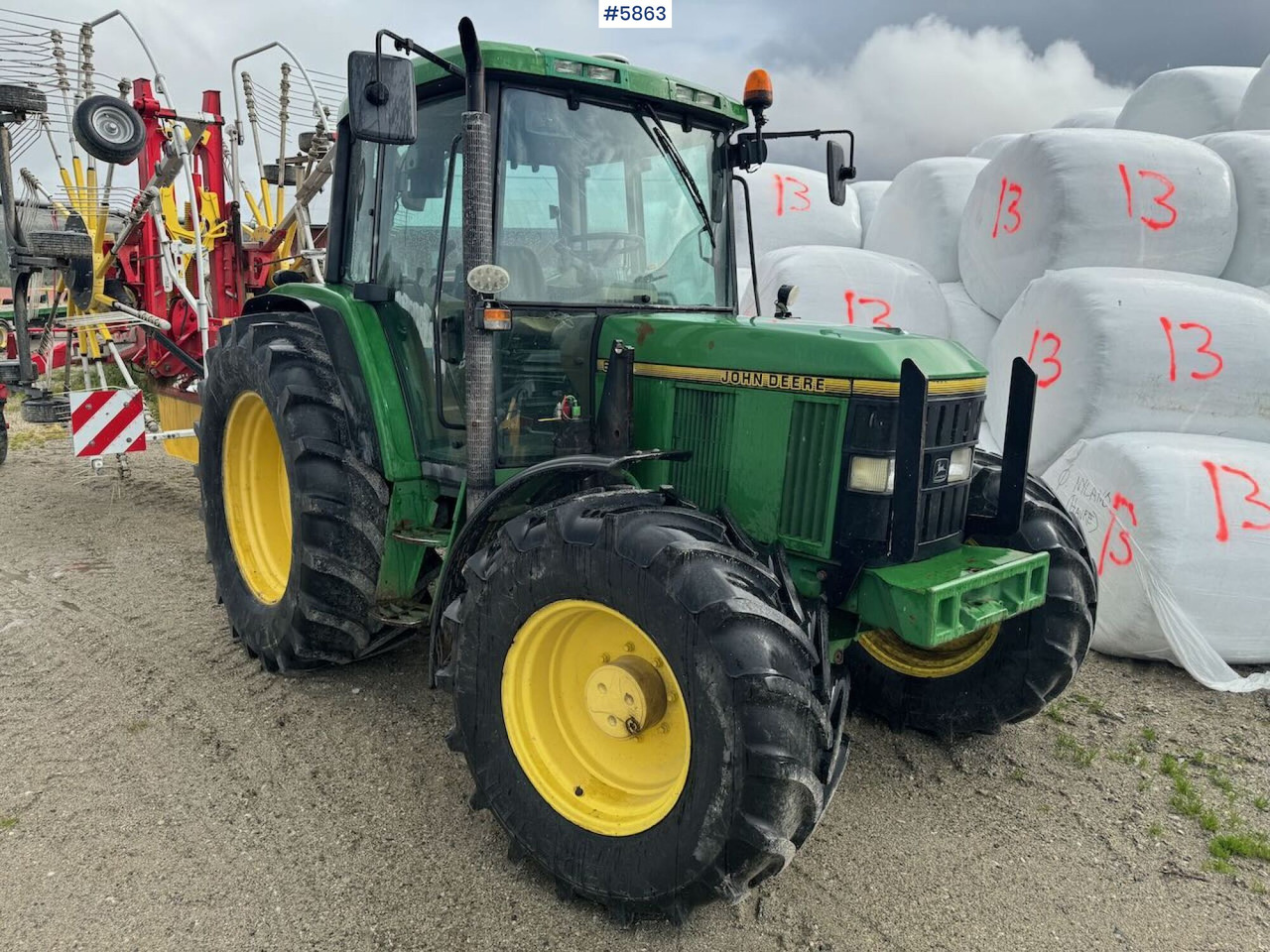 1996 John Deere 6400 4x4 w/ front loader. - Traktör: fotoğraf 2 1996 John Deere 6400 4x4 w/ front loader. - Traktör: fotoğraf 2
