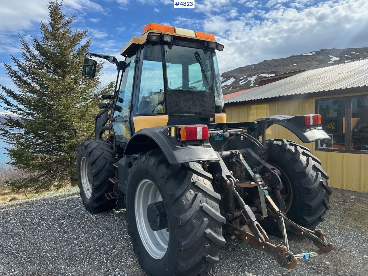 2000 JCB Fastrac 4x4 tractor w/ loader, 2 new tires, gravel bucket or snow bucket. WATCH VIDEO. - Traktör: fotoğraf 3 2000 JCB Fastrac 4x4 tractor w/ loader, 2 new tires, gravel bucket or snow bucket. WATCH VIDEO. - Traktör: fotoğraf 3
