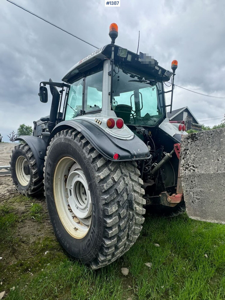 2007 Valtra T190 4x4 Tractor w/ bucket - Traktör: fotoğraf 5 2007 Valtra T190 4x4 Tractor w/ bucket - Traktör: fotoğraf 5