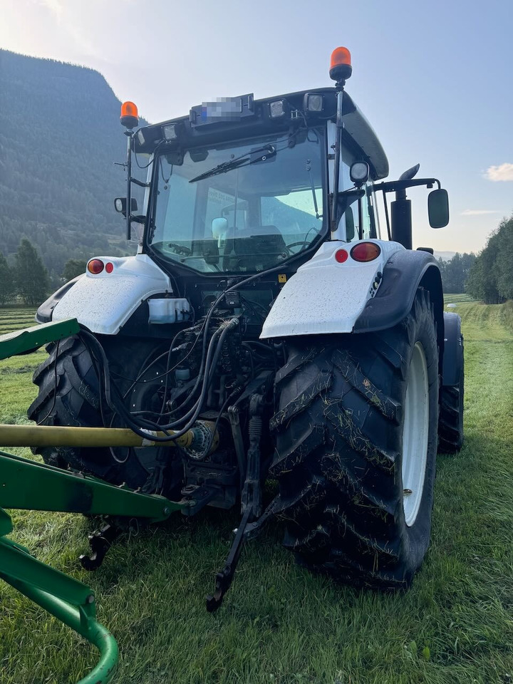 2009 Valtra T202 w/ loader - Traktör: fotoğraf 4 2009 Valtra T202 w/ loader - Traktör: fotoğraf 4
