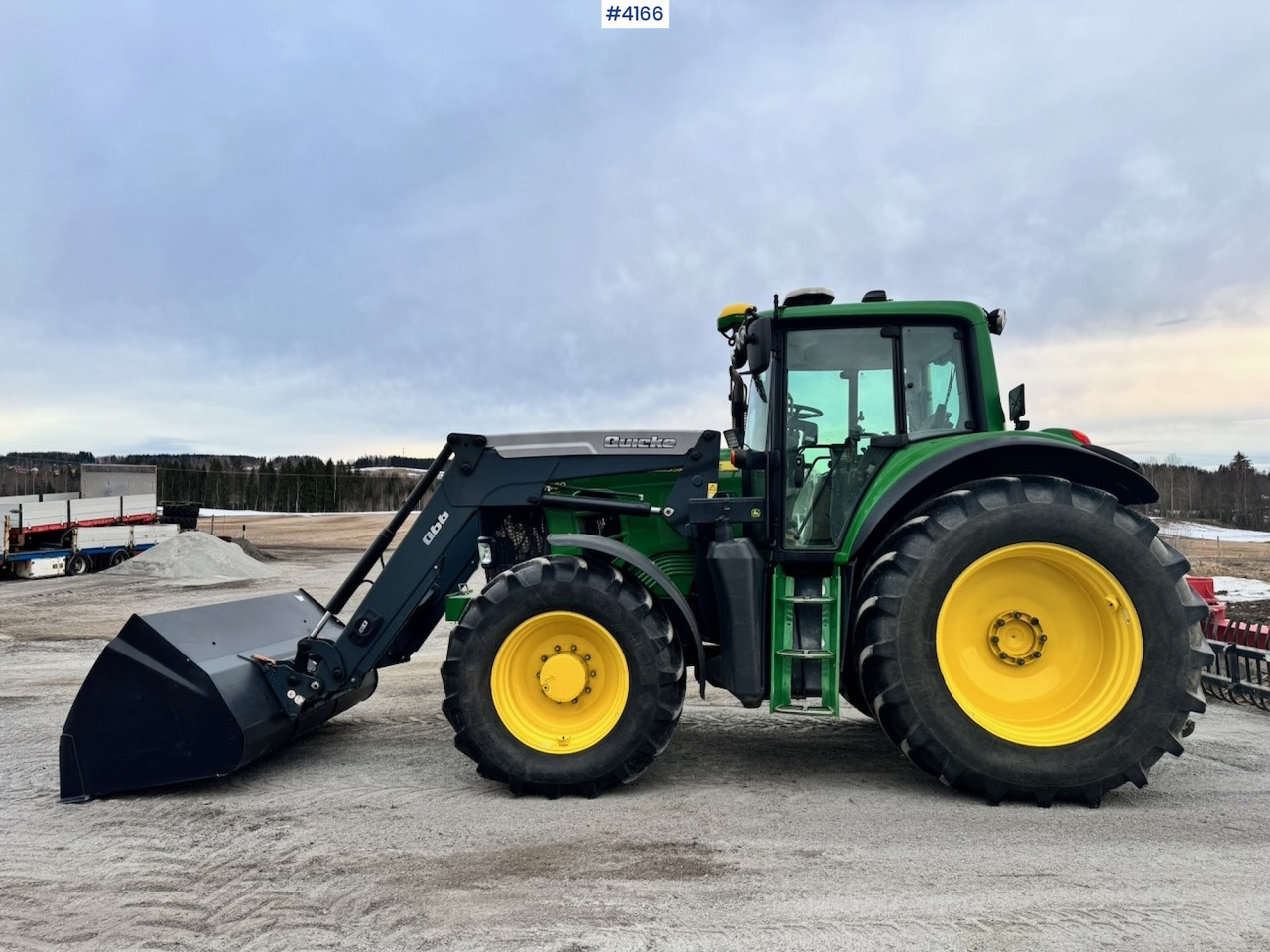 2010 John Deere 7430 w/ Front loader and GPS. 3760 hours! - Traktör: fotoğraf 2 2010 John Deere 7430 w/ Front loader and GPS. 3760 hours! - Traktör: fotoğraf 2