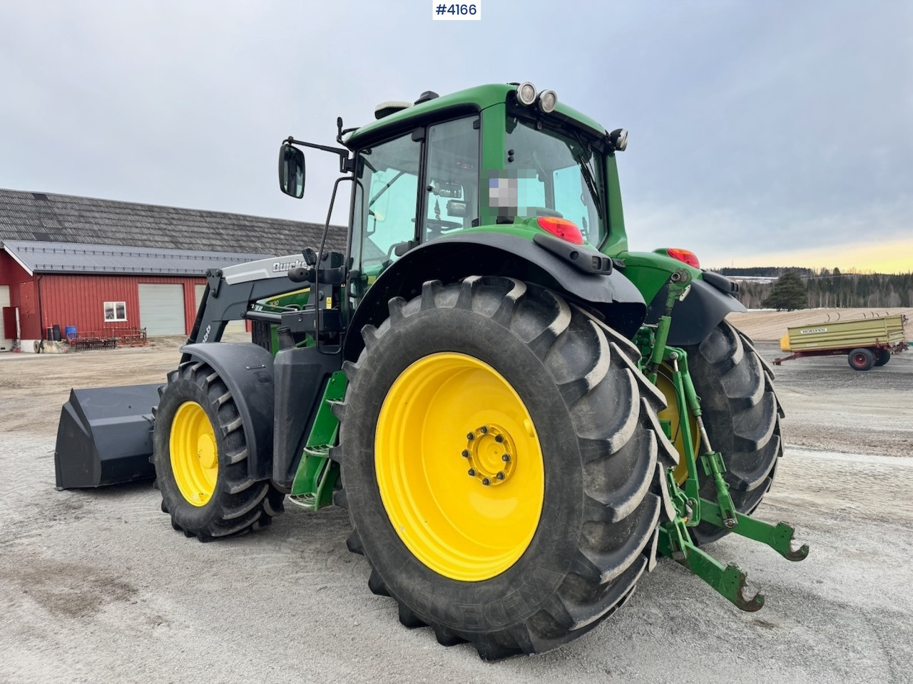 2010 John Deere 7430 w/ Front loader and GPS. 3760 hours! - Traktör: fotoğraf 3 2010 John Deere 7430 w/ Front loader and GPS. 3760 hours! - Traktör: fotoğraf 3