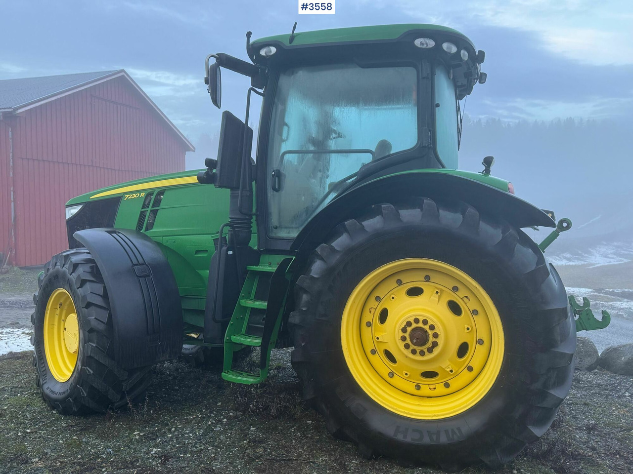 2012 John Deere 7230R w/ GPS and 3 hydraulic outlets! - Traktör: fotoğraf 4 2012 John Deere 7230R w/ GPS and 3 hydraulic outlets! - Traktör: fotoğraf 4