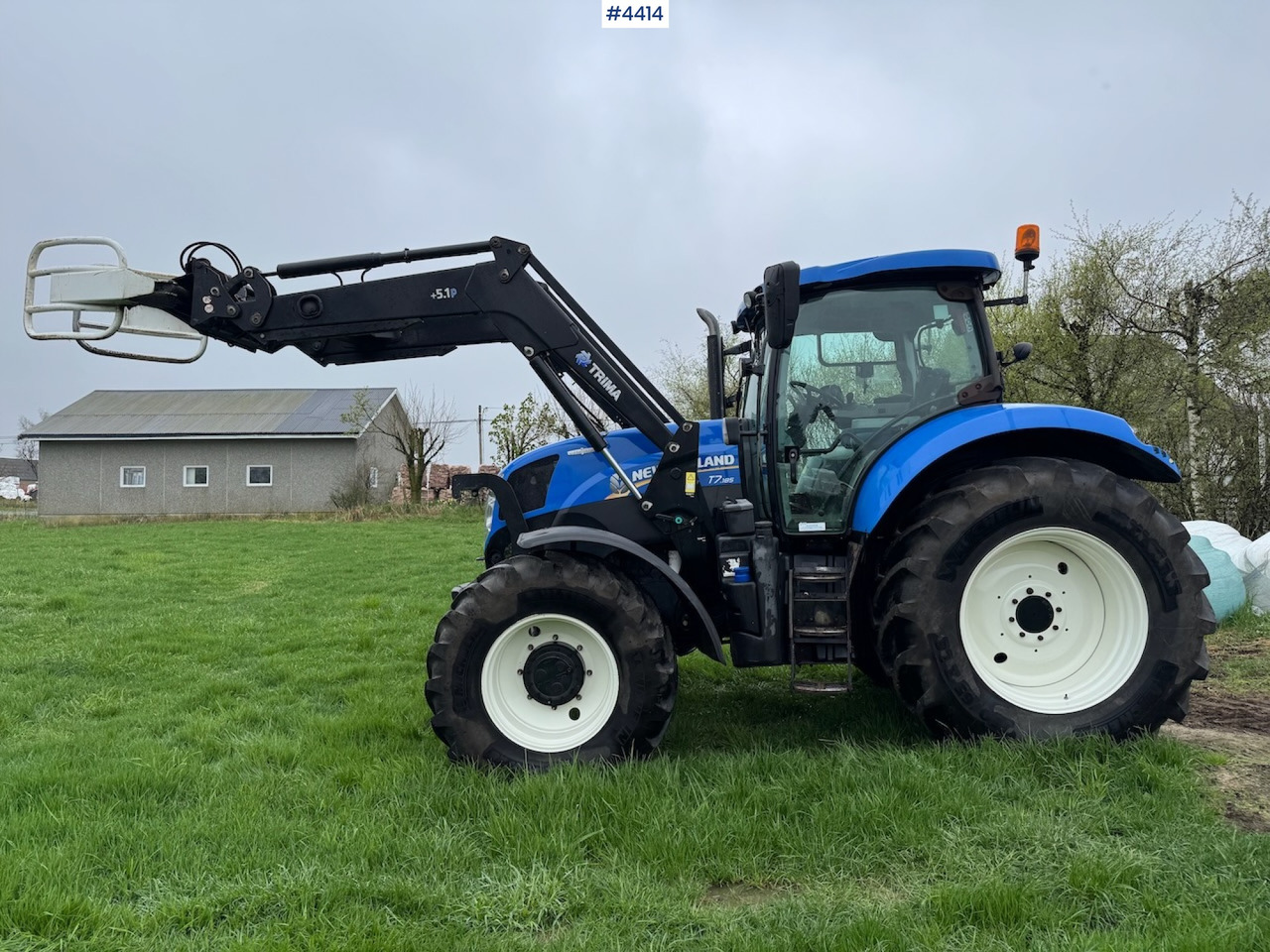2015 New Holland T7.185 Auto Command w/Front Loader - Traktör: fotoğraf 5 2015 New Holland T7.185 Auto Command w/Front Loader - Traktör: fotoğraf 5