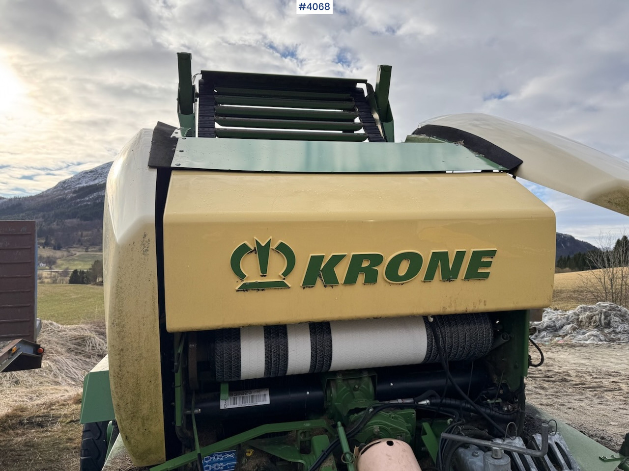 2016 Krone Comprima CF 155 XC Kombipresse - Saman makinesi: fotoğraf 3 2016 Krone Comprima CF 155 XC Kombipresse - Saman makinesi: fotoğraf 3