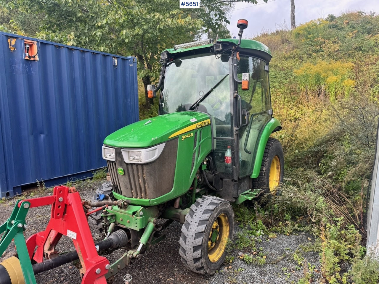 2018 John Deere 3045R with front hydraulics and front PTO - Traktör: fotoğraf 3 2018 John Deere 3045R with front hydraulics and front PTO - Traktör: fotoğraf 3