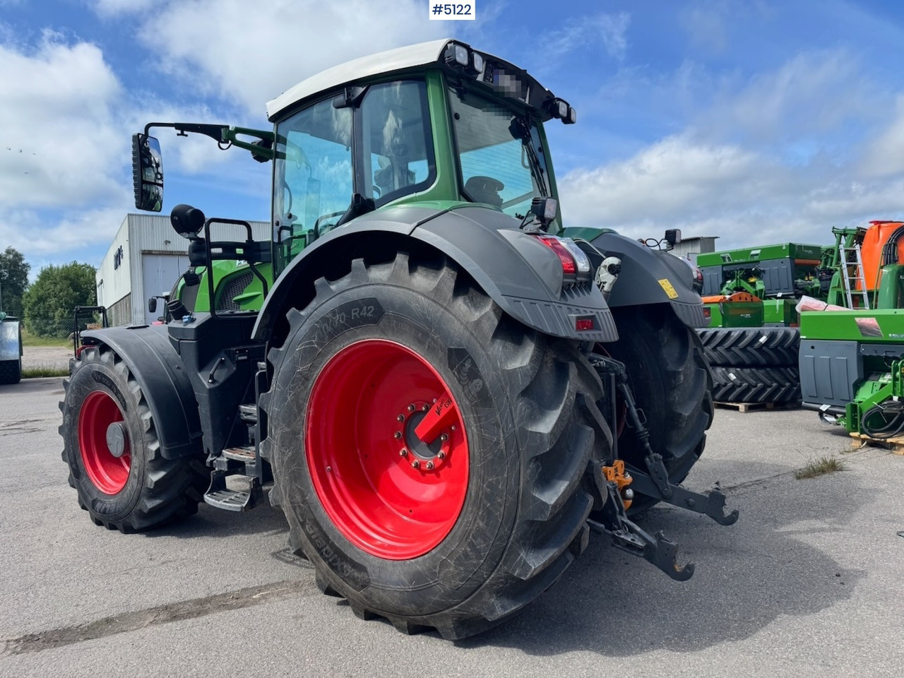 2019 Fendt 828 Vario w/ Front hydraulics and Front PTO. - Traktör: fotoğraf 4 2019 Fendt 828 Vario w/ Front hydraulics and Front PTO. - Traktör: fotoğraf 4