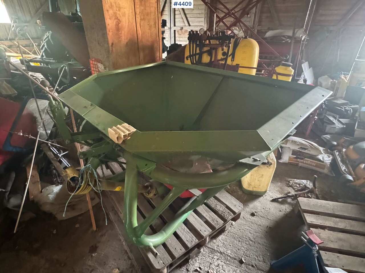 Amazone ZA-F 603 Fertilizer spreader - Gübre serpme makinesi: fotoğraf 4 Amazone ZA-F 603 Fertilizer spreader - Gübre serpme makinesi: fotoğraf 4