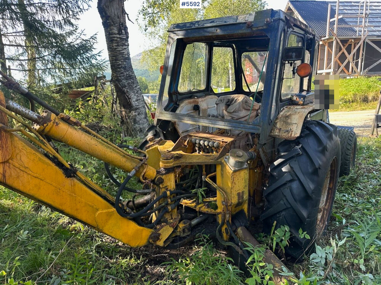 Circa 1974 Ford 4000 tractor w/ front loader and excavator. REP.OBJECT - Traktör: fotoğraf 5 Circa 1974 Ford 4000 tractor w/ front loader and excavator. REP.OBJECT - Traktör: fotoğraf 5