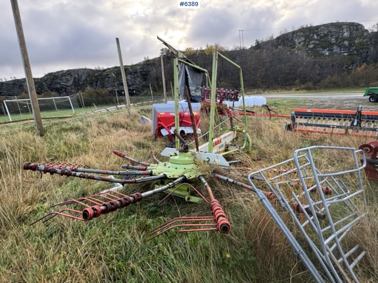 Claas Liner 470S - Saman makinesi: fotoğraf 3 Claas Liner 470S - Saman makinesi: fotoğraf 3