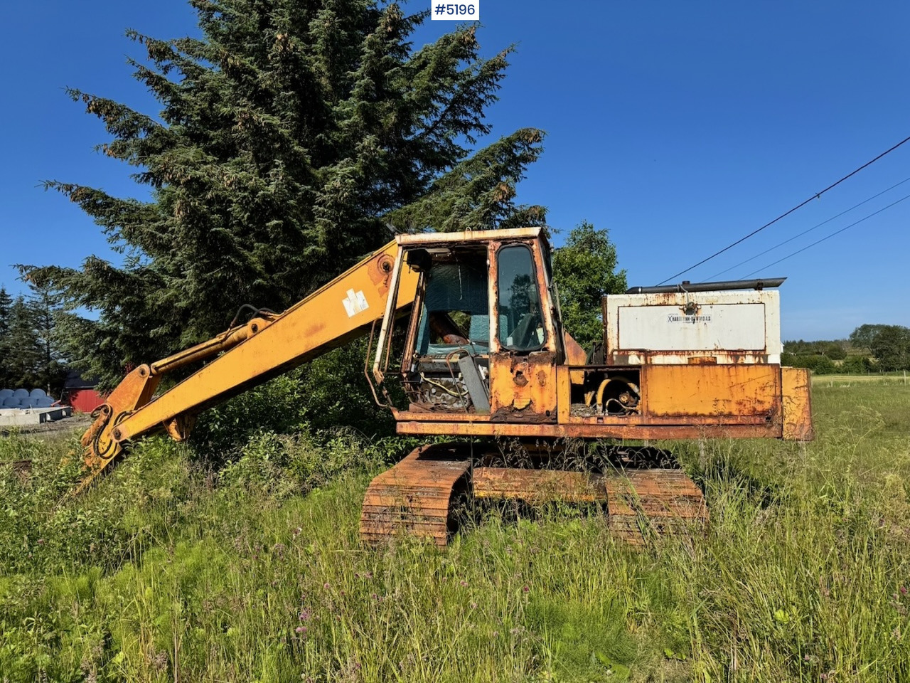 International 637 Tracked digger w/ Digging bucket - Ekskavatör: fotoğraf 1 International 637 Tracked digger w/ Digging bucket - Ekskavatör: fotoğraf 1
