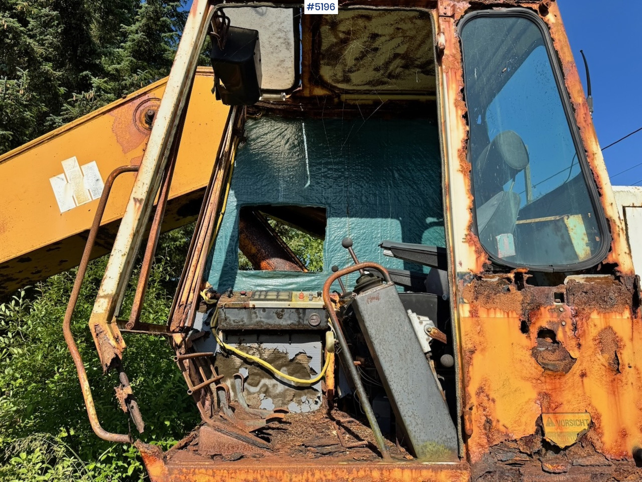 International 637 Tracked digger w/ Digging bucket - Ekskavatör: fotoğraf 5 International 637 Tracked digger w/ Digging bucket - Ekskavatör: fotoğraf 5