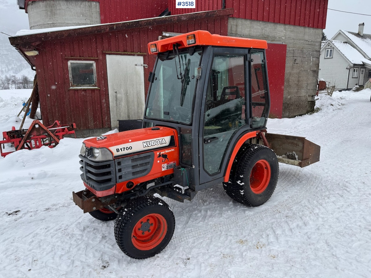 Kubota B1700 with low hours and some extra equipment - Traktör: fotoğraf 3 Kubota B1700 with low hours and some extra equipment - Traktör: fotoğraf 3