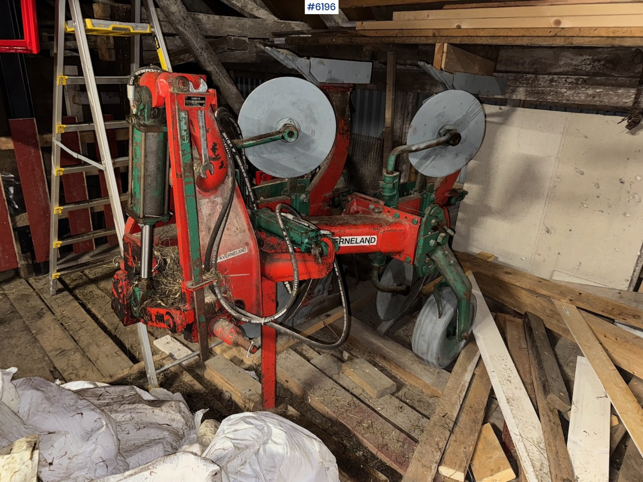 Kverneland Mod. E 3 2-furrow reversible plough. - Toprak işleme makinesi: fotoğraf 3 Kverneland Mod. E 3 2-furrow reversible plough. - Toprak işleme makinesi: fotoğraf 3