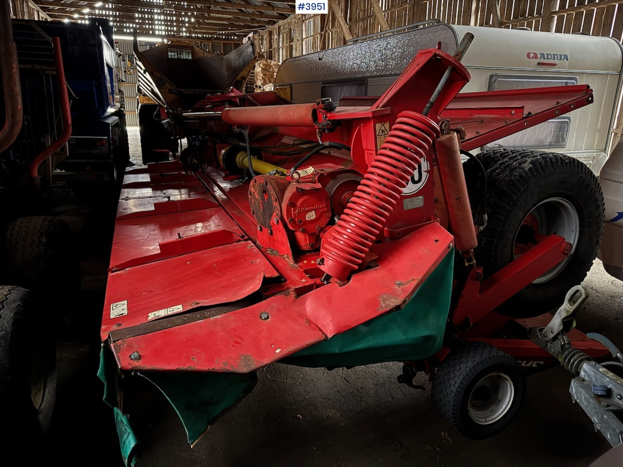 Kverneland Taarup 4040 C Mowing machine w/undercarriage - Saman makinesi: fotoğraf 5 Kverneland Taarup 4040 C Mowing machine w/undercarriage - Saman makinesi: fotoğraf 5