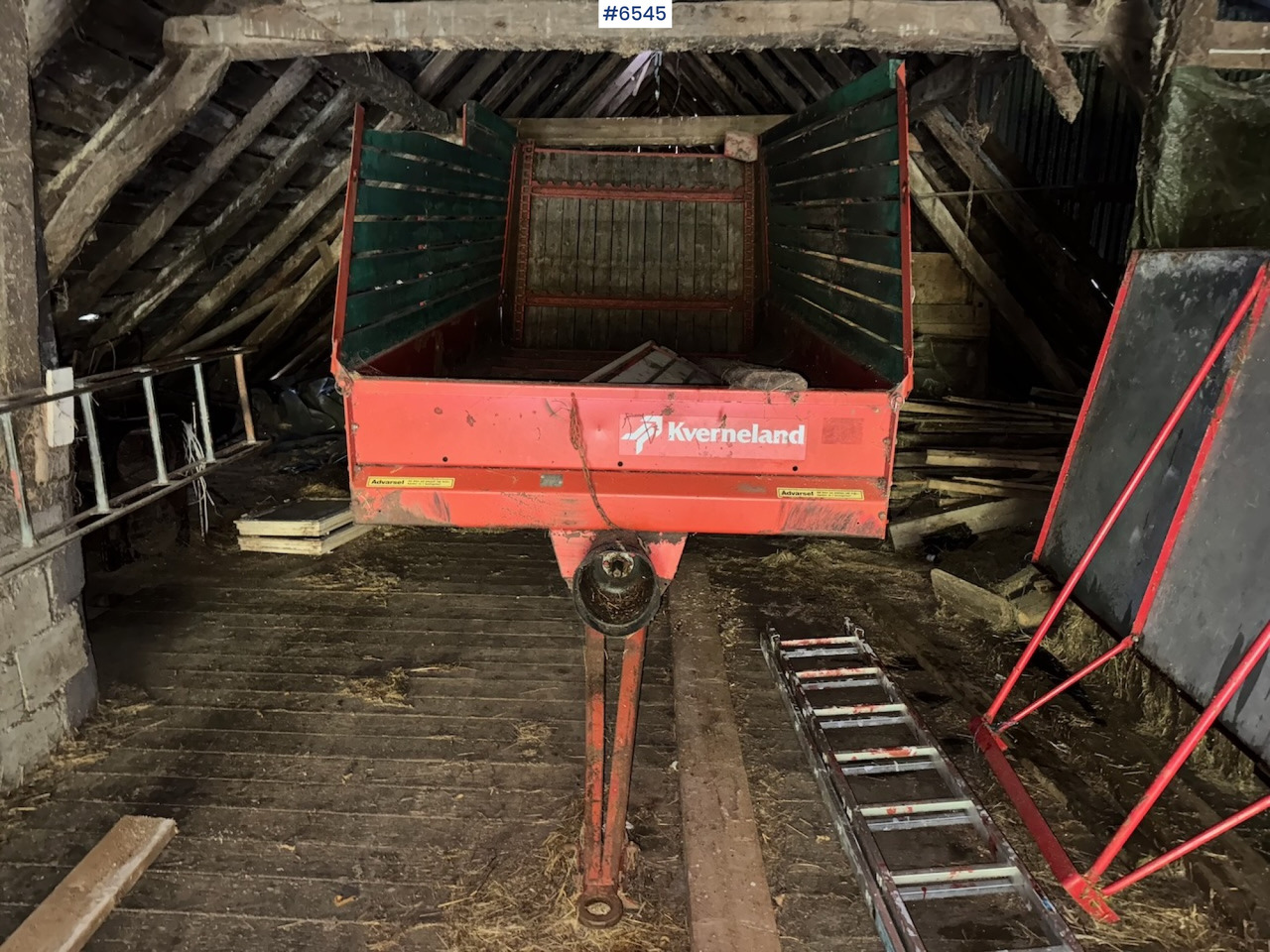 Kverneland UN 7000 Harvesting wagon w/ throwing roller. - Saman makinesi: fotoğraf 3 Kverneland UN 7000 Harvesting wagon w/ throwing roller. - Saman makinesi: fotoğraf 3