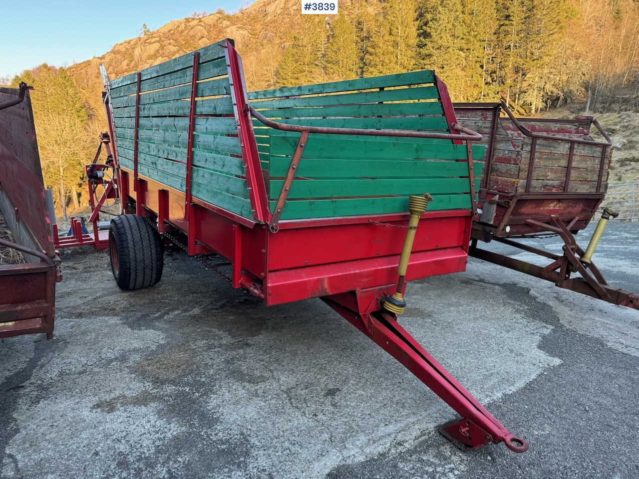 Underhaug Forage wagon long type. - Saman makinesi: fotoğraf 3 Underhaug Forage wagon long type. - Saman makinesi: fotoğraf 3