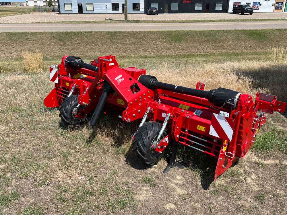 Grimme GF 400 - Patates otu parçalama makinası: fotoğraf 1 Grimme GF 400 - Patates otu parçalama makinası: fotoğraf 1