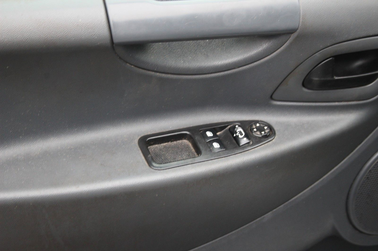 Fiat Scudo Multicab L2H1 130 Multijet 5Sitze Klima - Küçük panelvan, Çift kabin kamyonet: fotoğraf 4 Fiat Scudo Multicab L2H1 130 Multijet 5Sitze Klima - Küçük panelvan, Çift kabin kamyonet: fotoğraf 4