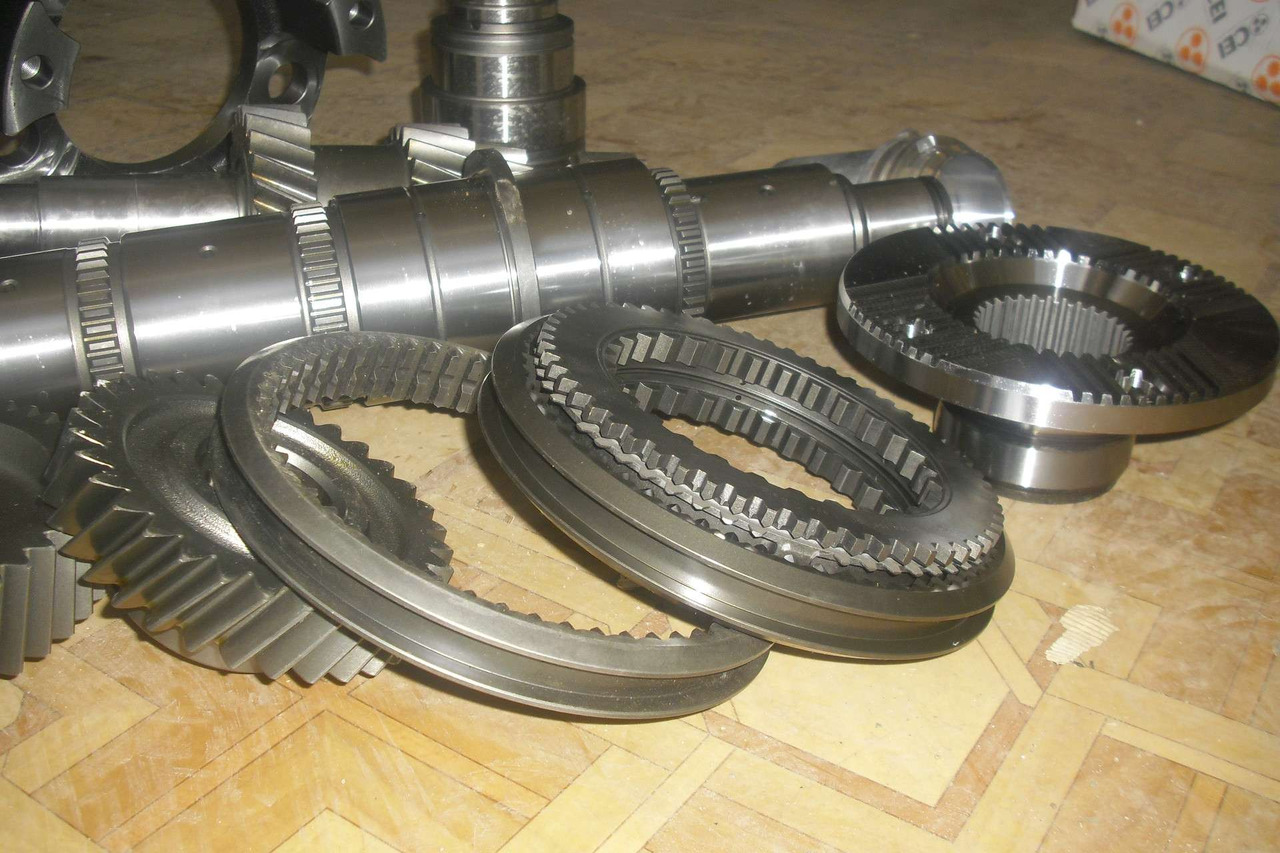 Spare parts for gearboxes Different - Şanzıman ve yedek parça - Kamyon: fotoğraf 3 Spare parts for gearboxes Different - Şanzıman ve yedek parça - Kamyon: fotoğraf 3