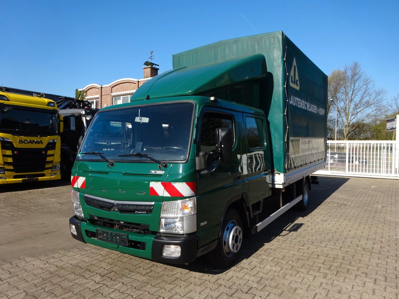 FUSO 7C180D Canter mit Doppelkabine 4x2 - Tenteli kamyonet, Çift kabin kamyonet: fotoğraf 1 FUSO 7C180D Canter mit Doppelkabine 4x2 - Tenteli kamyonet, Çift kabin kamyonet: fotoğraf 1
