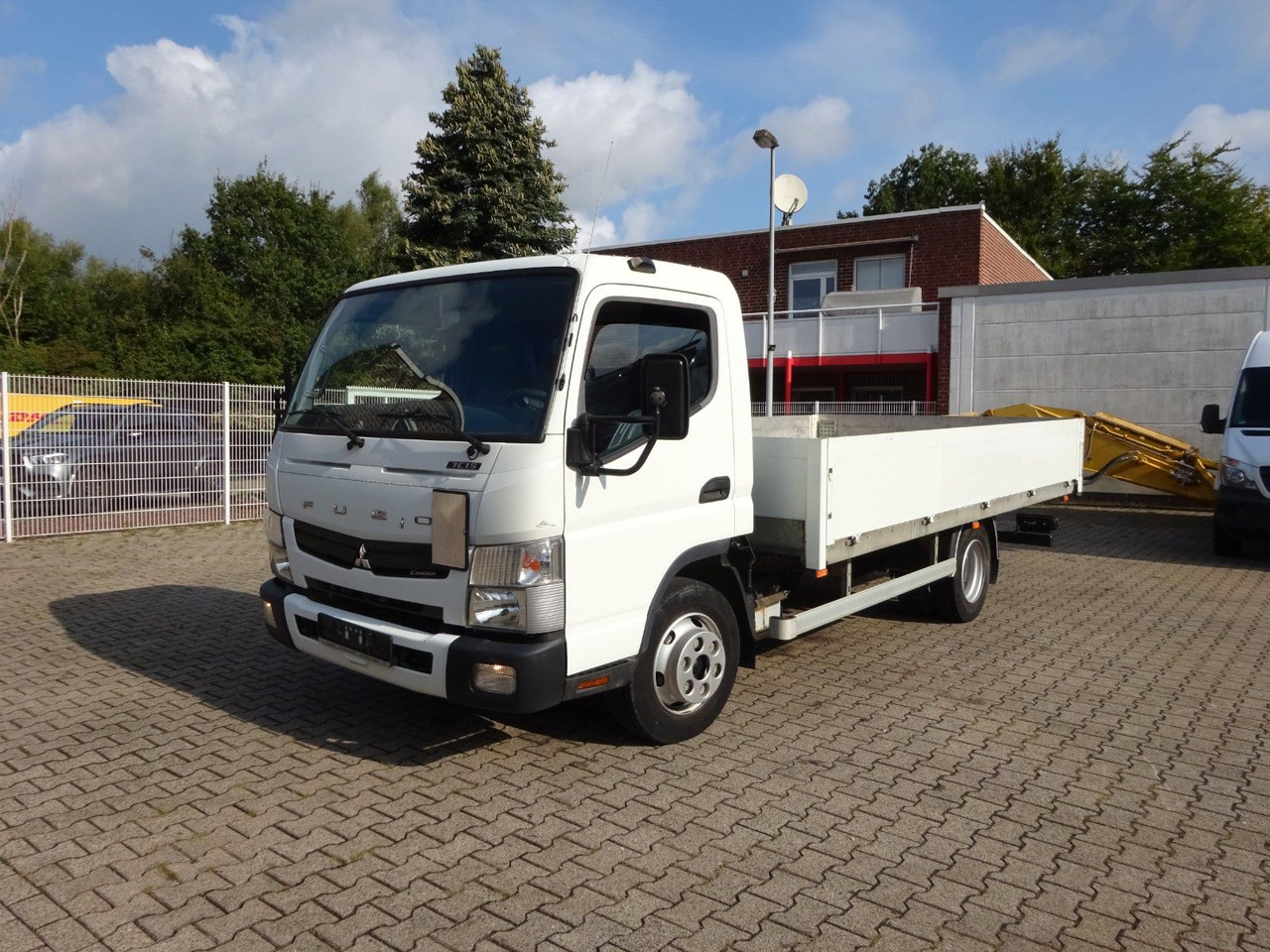FUSO CANTER 7C15 Pritsche 4x2 - Açık kasa kamyonet: fotoğraf 3 FUSO CANTER 7C15 Pritsche 4x2 - Açık kasa kamyonet: fotoğraf 3