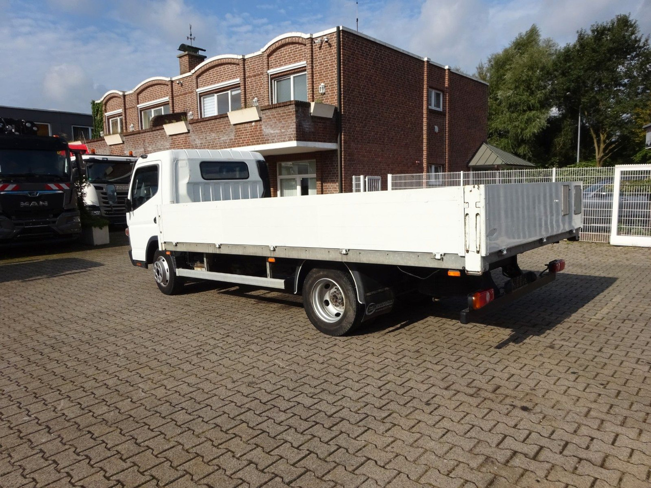 FUSO CANTER 7C15 Pritsche 4x2 - Açık kasa kamyonet: fotoğraf 5 FUSO CANTER 7C15 Pritsche 4x2 - Açık kasa kamyonet: fotoğraf 5