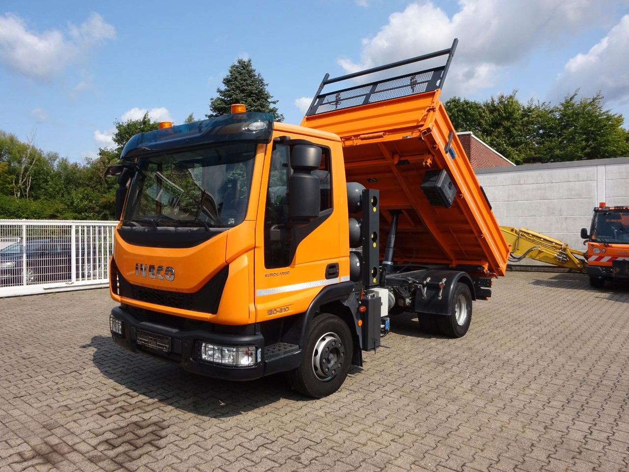 Iveco 120-210 MEILLER 3Skipper CNG GAS 4x2 - Damperli kamyon: fotoğraf 1 Iveco 120-210 MEILLER 3Skipper CNG GAS 4x2 - Damperli kamyon: fotoğraf 1
