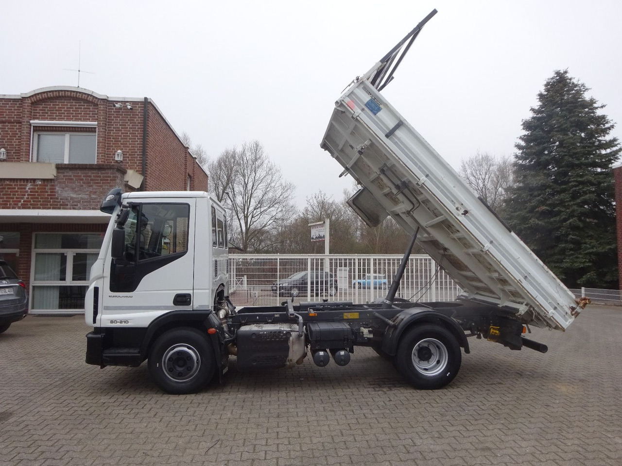 Iveco 80-120 Eurocargo MEILLER 3SKipper 4x2 - Damperli kamyon: fotoğraf 2 Iveco 80-120 Eurocargo MEILLER 3SKipper 4x2 - Damperli kamyon: fotoğraf 2