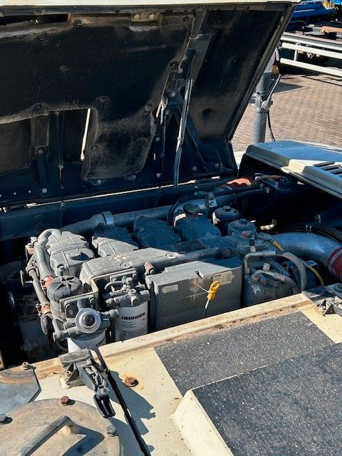 Paletli ekskavatör Liebherr R 916LC mit Lasersystem Kettenbagger: fotoğraf 24 Paletli ekskavatör Liebherr R 916LC mit Lasersystem Kettenbagger: fotoğraf 24