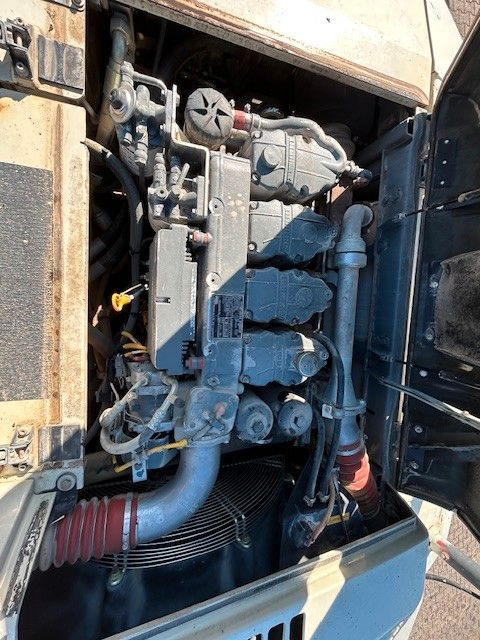 Paletli ekskavatör Liebherr R 916LC mit Lasersystem Kettenbagger: fotoğraf 25 Paletli ekskavatör Liebherr R 916LC mit Lasersystem Kettenbagger: fotoğraf 25