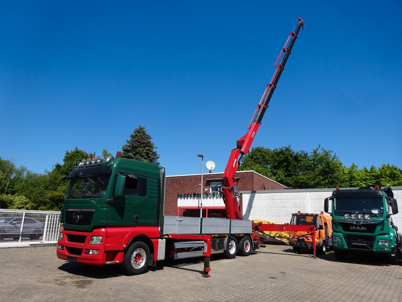 MAN 26.480 TGX + MKG HLK531 Kran +Lift-Lenkachse - Sal/ Açık kasa kamyon, Vinçli kamyon: fotoğraf 4 MAN 26.480 TGX + MKG HLK531 Kran +Lift-Lenkachse - Sal/ Açık kasa kamyon, Vinçli kamyon: fotoğraf 4