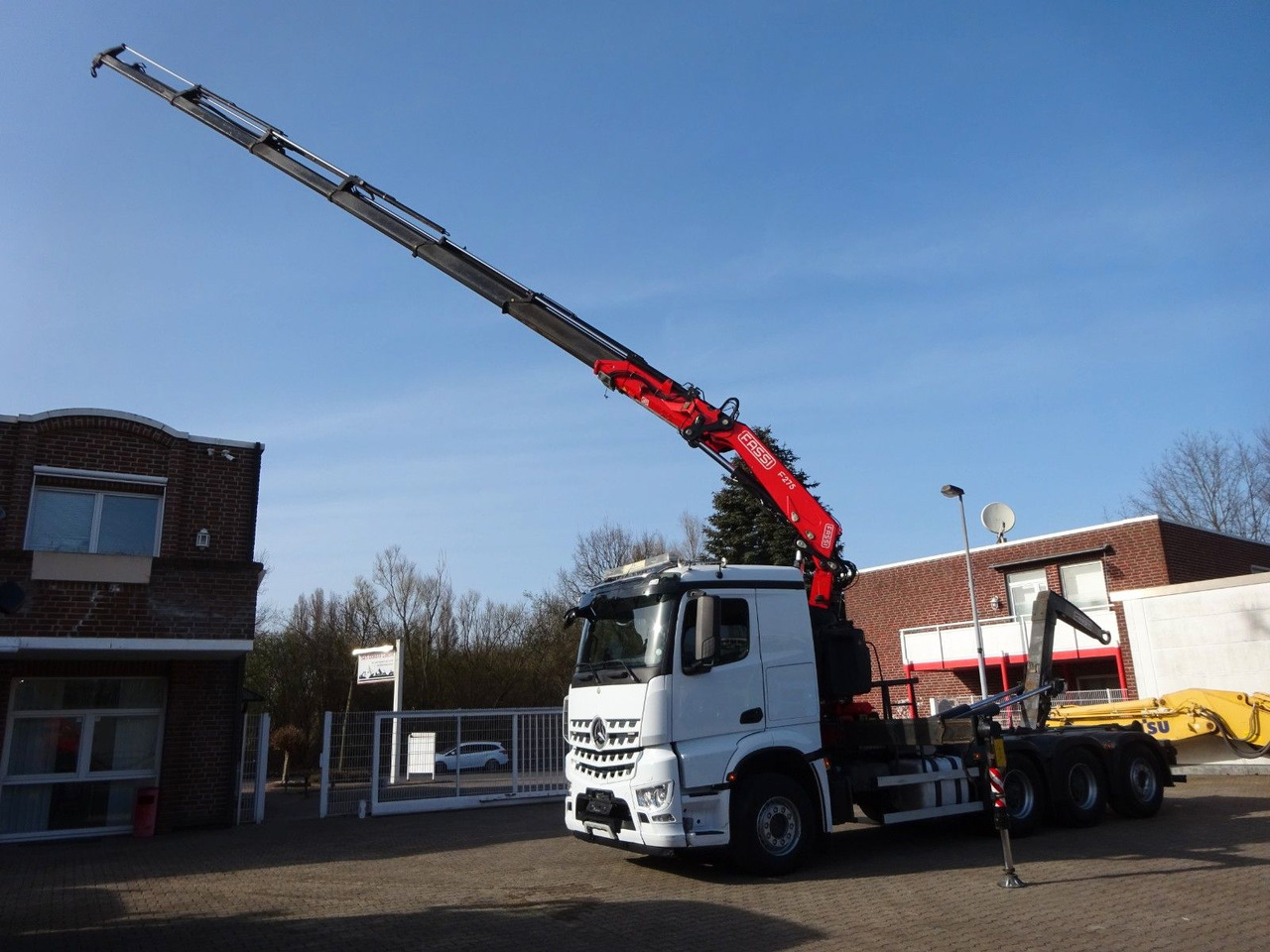 Mercedes-Benz 3248 Fassi Abroller + Fassi F275A 8x4 TRIDEM - Vinçli kamyon: fotoğraf 2 Mercedes-Benz 3248 Fassi Abroller + Fassi F275A 8x4 TRIDEM - Vinçli kamyon: fotoğraf 2