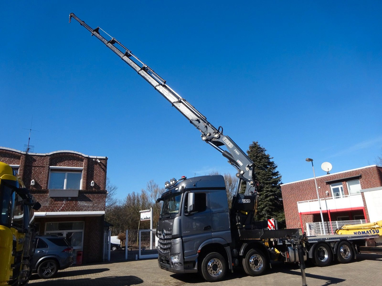 Mercedes-Benz 3453 Plattform + Fassi F820 Kran 8x2 Mercedes-Benz 3453 FASSI F820 Kran 8x Hydr. Ausschub - Vinçli kamyon, Sal/ Açık kasa kamyon: fotoğraf 5 Mercedes-Benz 3453 Plattform + Fassi F820 Kran 8x2 Mercedes-Benz 3453 FASSI F820 Kran 8x Hydr. Ausschub - Vinçli kamyon, Sal/ Açık kasa kamyon: fotoğraf 5