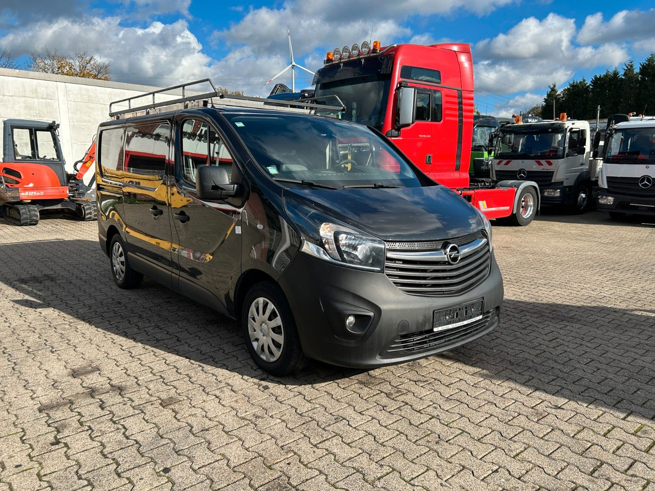Opel Vivaro CDTI Kastenwagen 4x2 - Küçük panelvan: fotoğraf 1 Opel Vivaro CDTI Kastenwagen 4x2 - Küçük panelvan: fotoğraf 1
