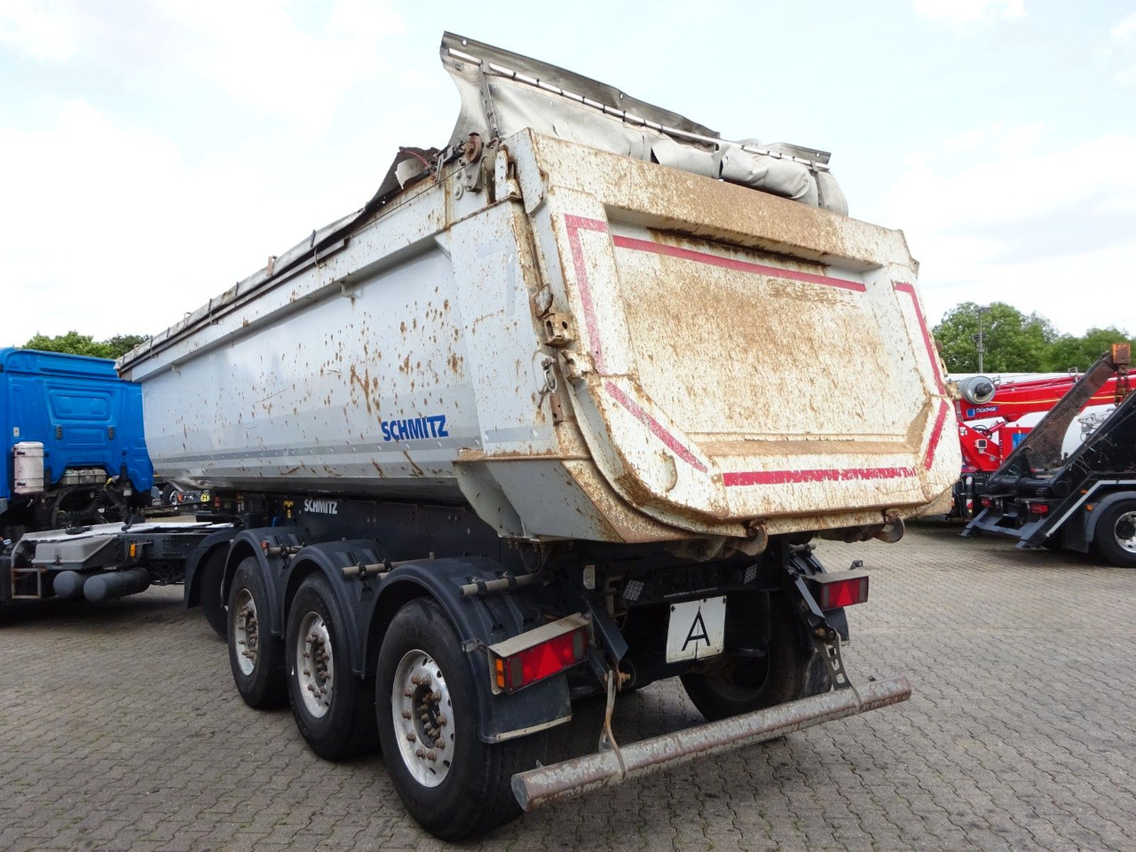 Schmitz Cargobull SGF S3 Kipp Auflieger Mulde mit 3 Achsen - Damperli dorse: fotoğraf 3 Schmitz Cargobull SGF S3 Kipp Auflieger Mulde mit 3 Achsen - Damperli dorse: fotoğraf 3