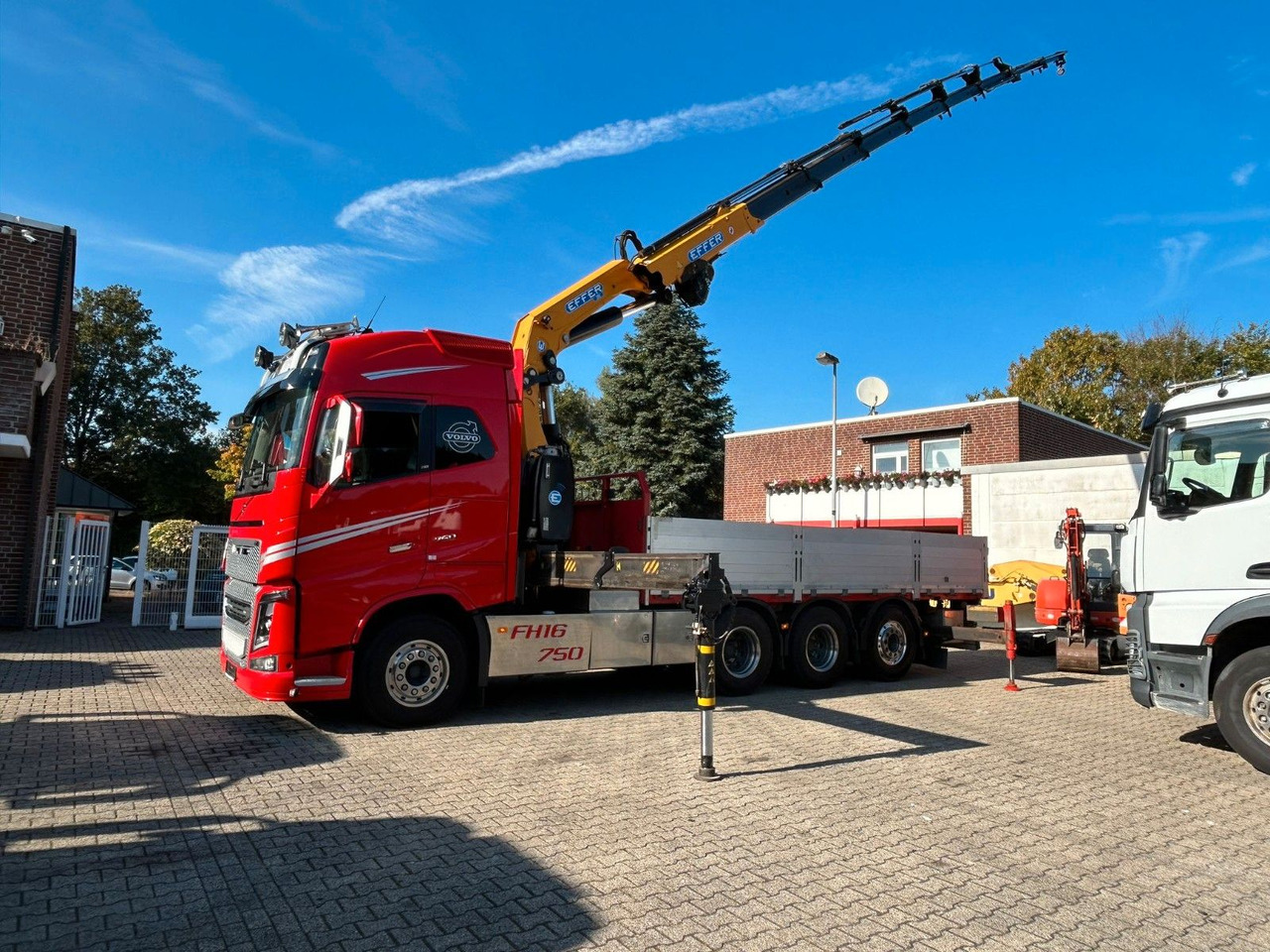 Volvo Autokran FH16 750 Pritsche EFFER 395/8S Lenk - Vinçli kamyon: fotoğraf 4 Volvo Autokran FH16 750 Pritsche EFFER 395/8S Lenk - Vinçli kamyon: fotoğraf 4