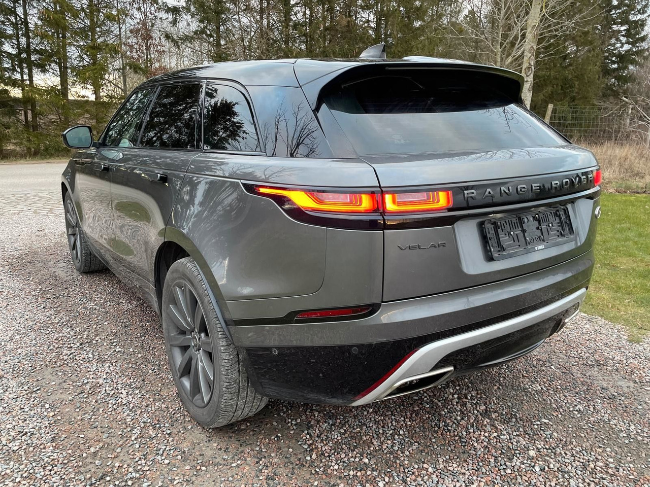 SUV Land Rover Range Rover Velar R-Dynamic 3.0D 4WD Land Rover Range Rover Velar R-Dynamic 3.0D 4WD *RESERVED: fotoğraf 6