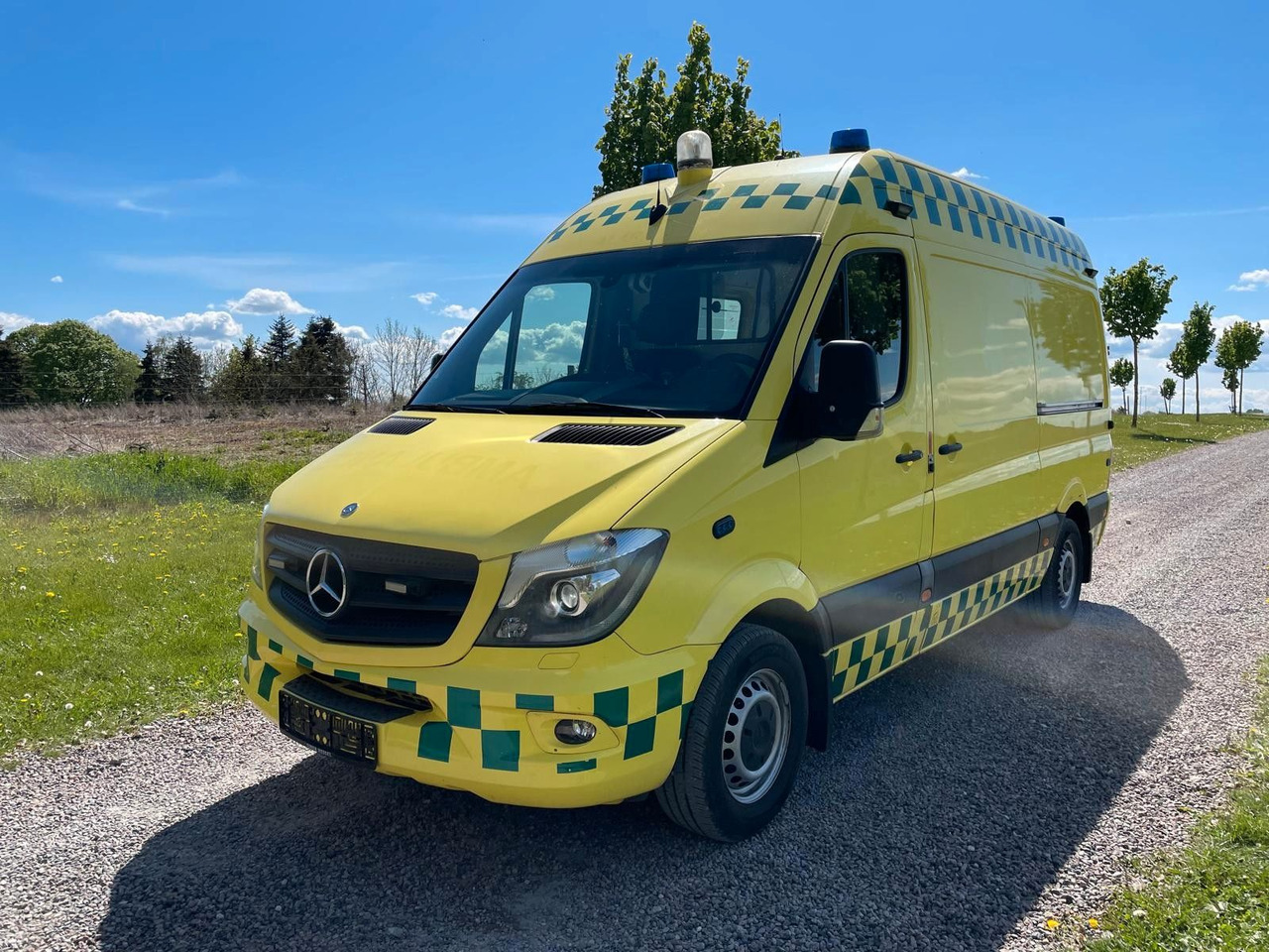 Mercedes-Benz Sprinter II Kasten 316 CDI Aut Ambulance* - Ambulans arabası: fotoğraf 1 Mercedes-Benz Sprinter II Kasten 316 CDI Aut Ambulance* - Ambulans arabası: fotoğraf 1