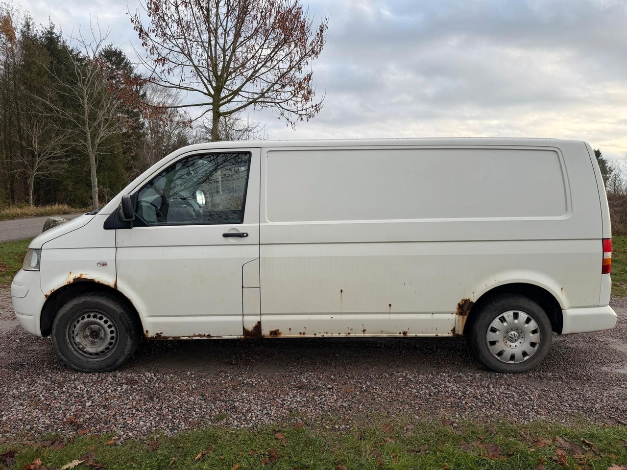 Volkswagen T5 Transporter Kasten-Kombi Kasten Long - Küçük panelvan: fotoğraf 2 Volkswagen T5 Transporter Kasten-Kombi Kasten Long - Küçük panelvan: fotoğraf 2