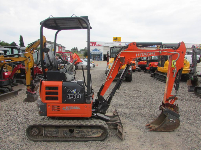 Hitachi ZX 19 U-5 Canopy Minibagger 14.000 EUR - Mini ekskavatör: fotoğraf 3 Hitachi ZX 19 U-5 Canopy Minibagger 14.000 EUR - Mini ekskavatör: fotoğraf 3